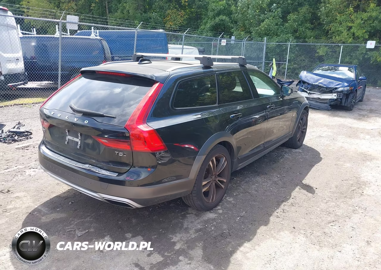2018 Volvo V90 Cross Country T5 VIN:YV4102NK8J1027157 - 4