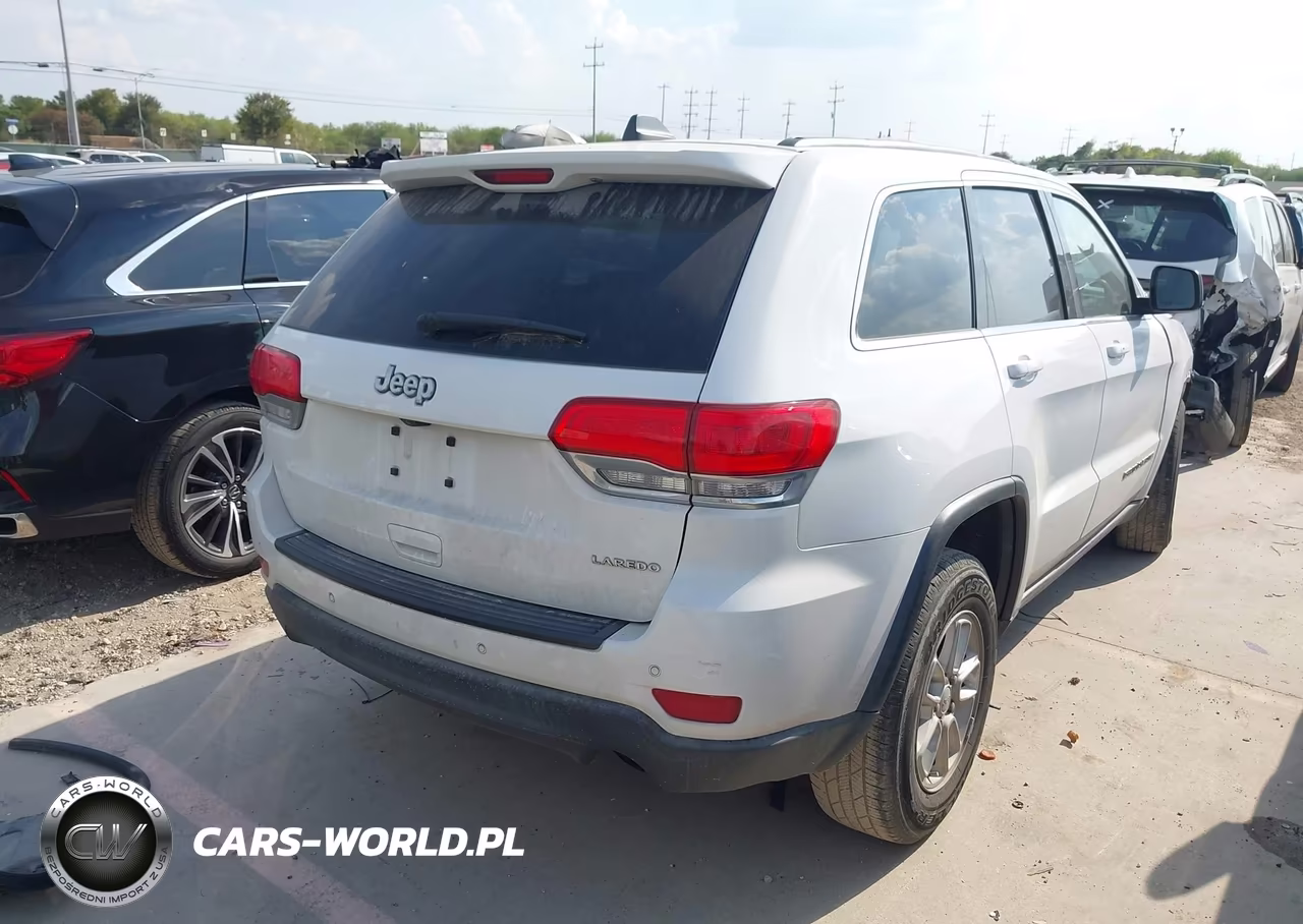 2018 Jeep Grand Cherokee Laredo 4X2 VIN:1C4RJEAG0JC182022 - 4