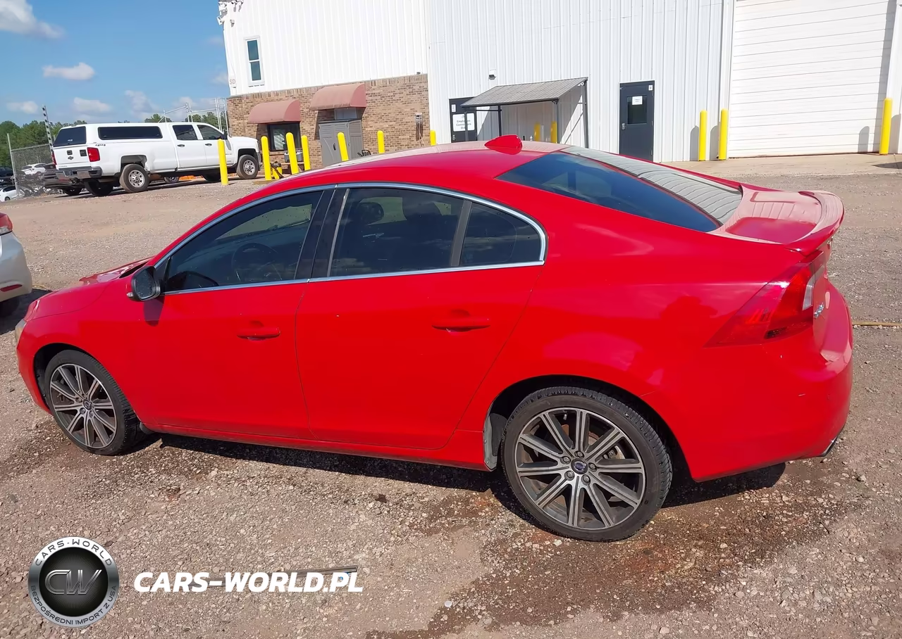 2015 Volvo S60 T6 Drive-E VIN:YV149MFKXF1345752 - 14
