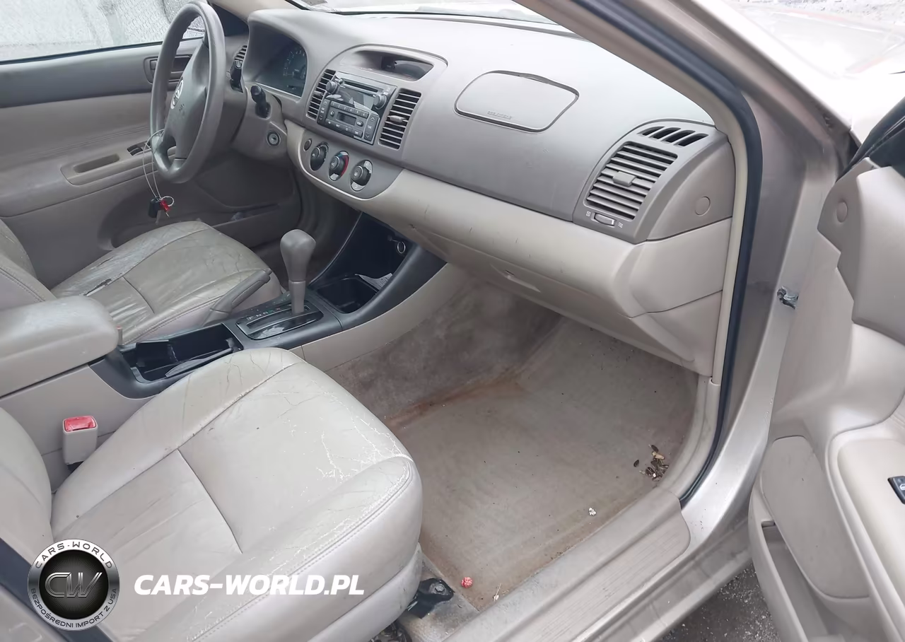 2004 Toyota Camry Le VIN:4T1BE32K54U298498 - 5