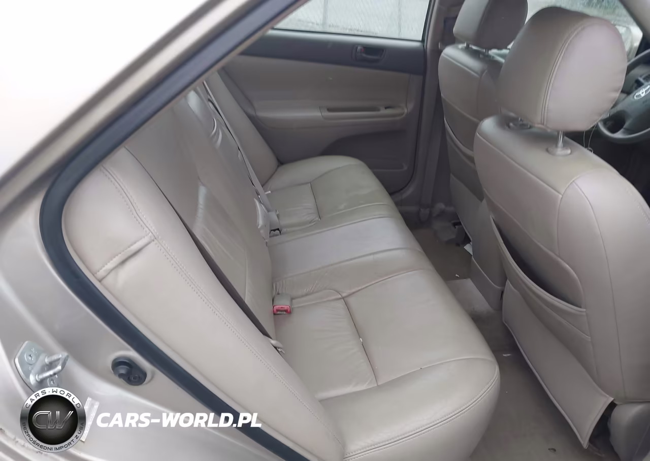 2004 Toyota Camry Le VIN:4T1BE32K54U298498 - 8
