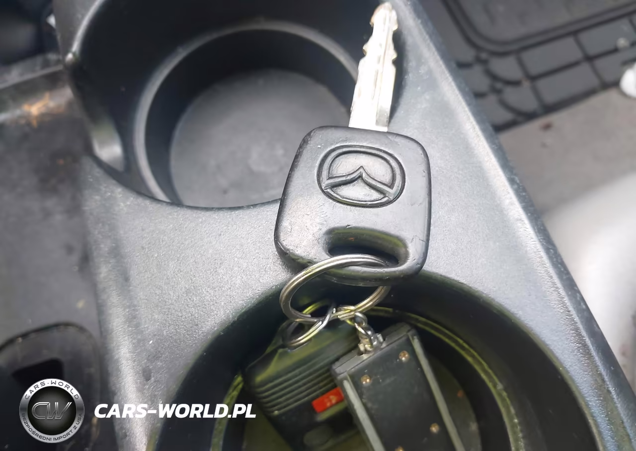 2002 Mazda Tribute Es-Lx VIN:4F2CU081X2KM48381 - 11