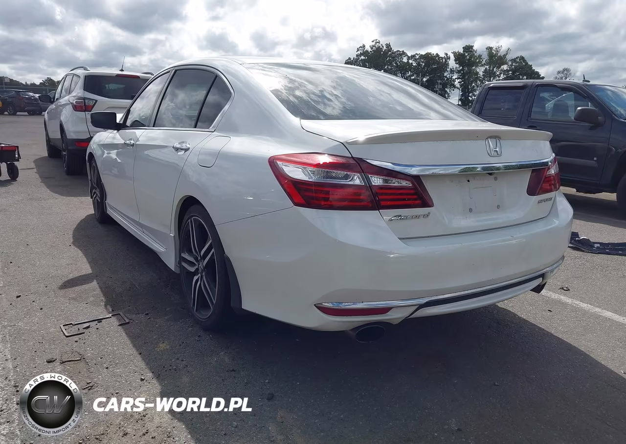 2016 Honda Accord Sport VIN:1HGCR2F54GA232155 - 3