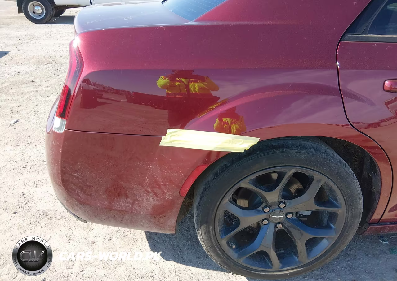 2023 Chrysler 300 Touring L VIN:2C3CCADGXPH589991 - 21