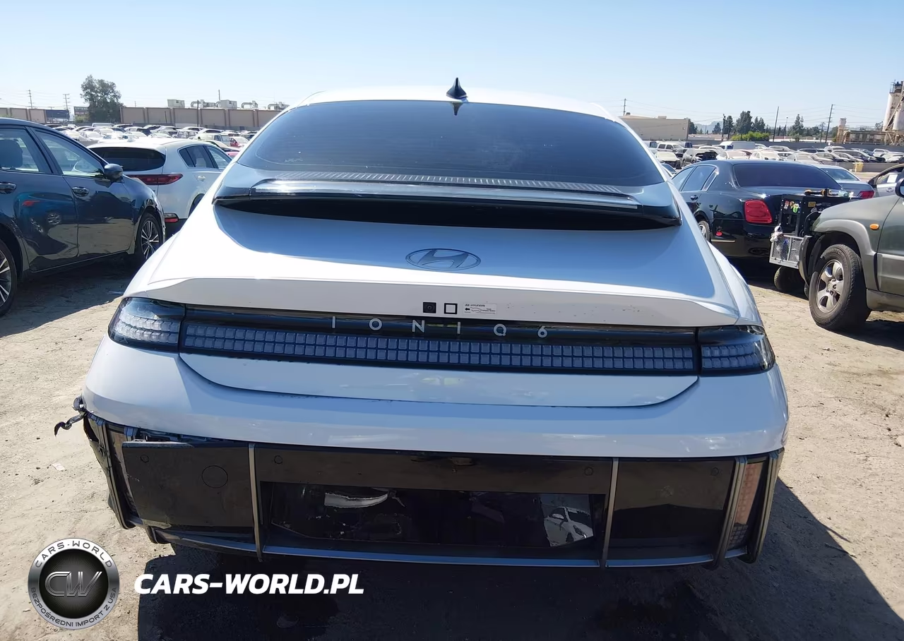 2024 Hyundai Ioniq 6 Limited VIN:KMHM54AAXRA074014 - 16