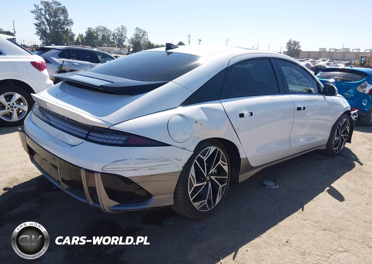 2024 Hyundai Ioniq 6 Limited VIN:KMHM54AAXRA074014 - 4