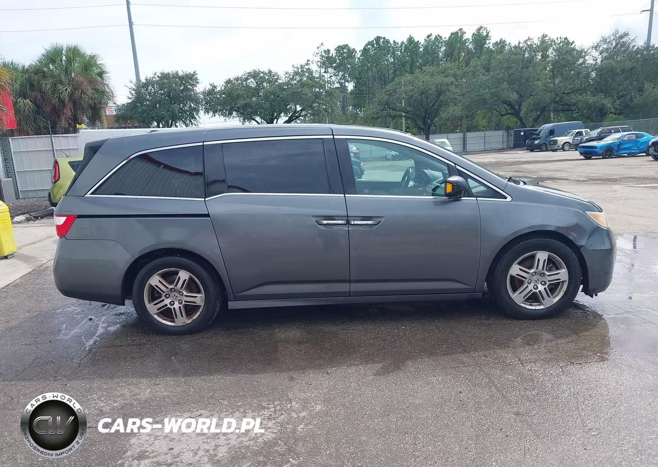 2012 Honda Odyssey Touring-Touring Elite VIN:5FNRL5H94CB109761 - 13