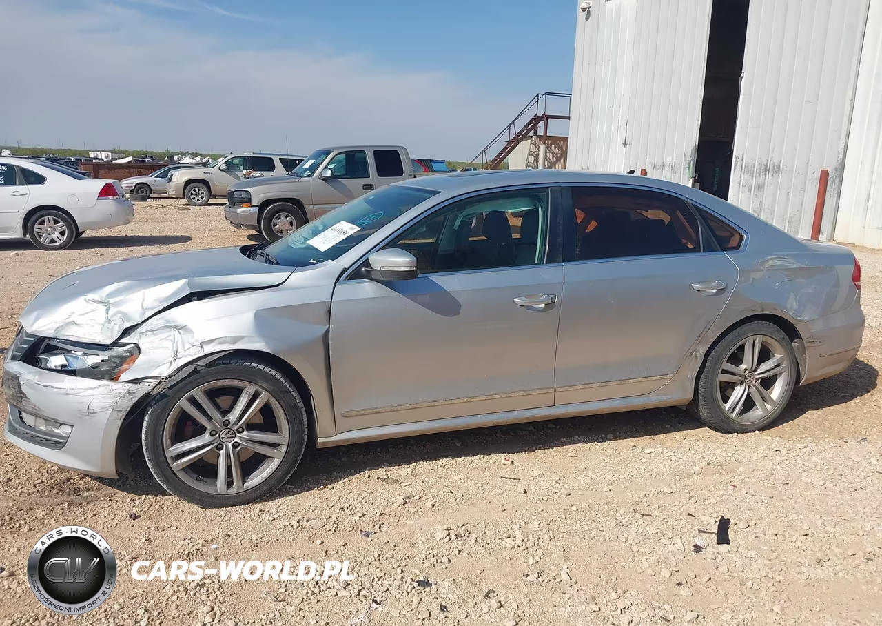 2015 Volkswagen Passat 2.0L Tdi Se VIN:1VWBV7A31FC069229 - 14