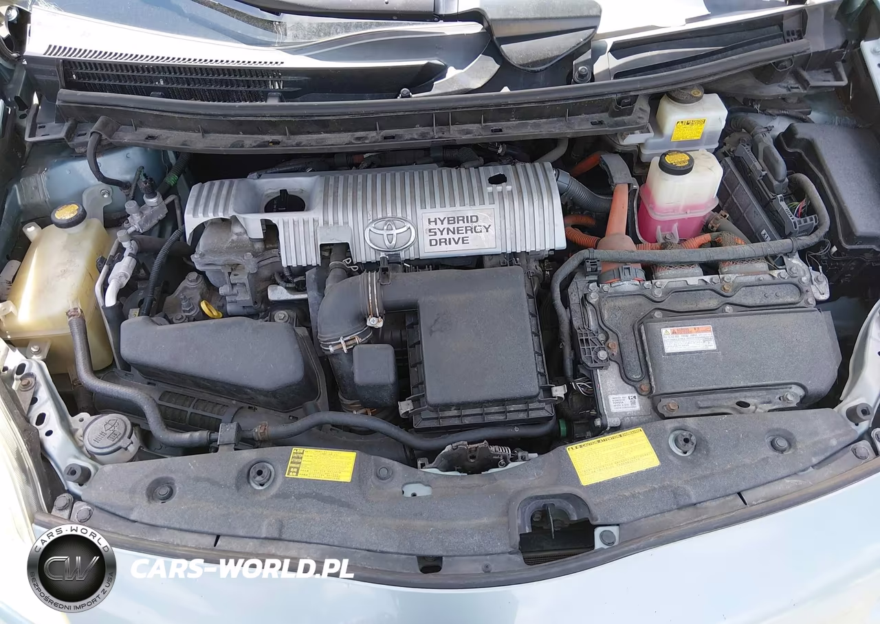 2013 Toyota Prius Two VIN:JTDKN3DU6D5544083 - 10