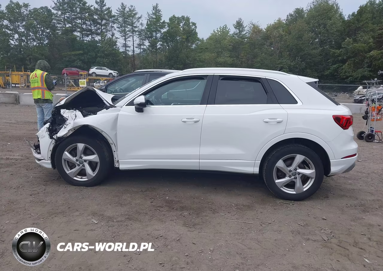 2019 Audi Q3 2.0T Premium VIN:WA1AECF35K1079150 - 15