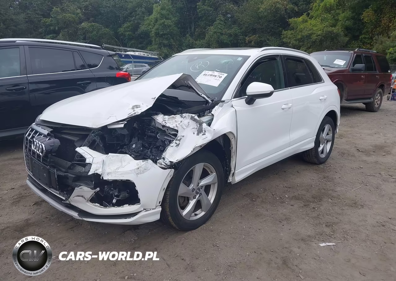 2019 Audi Q3 2.0T Premium VIN:WA1AECF35K1079150 - 2
