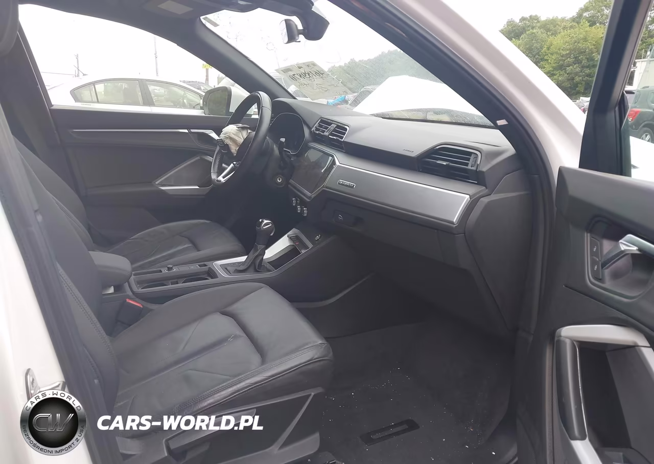 2019 Audi Q3 2.0T Premium VIN:WA1AECF35K1079150 - 5
