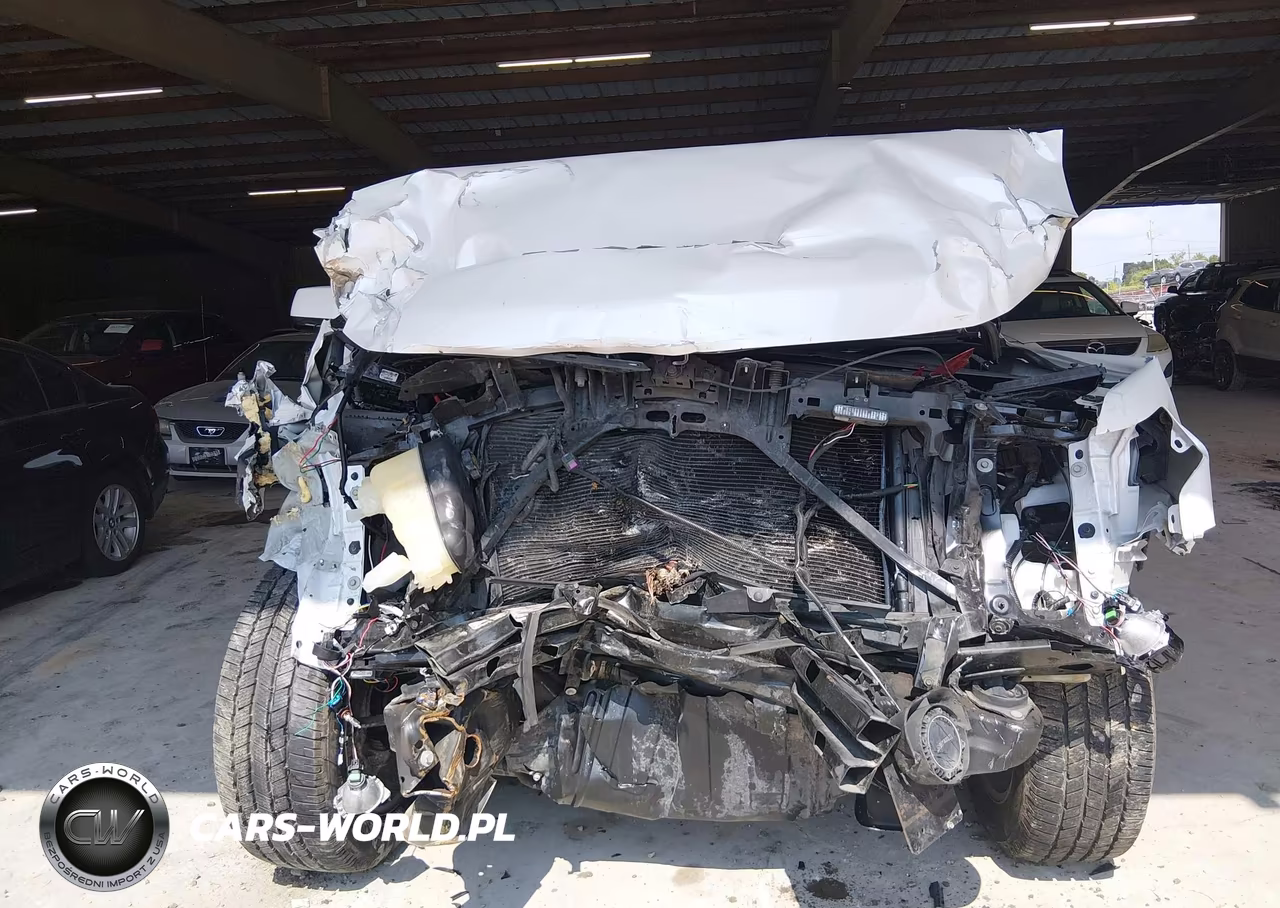 2016 Chevrolet Tahoe Lt VIN:1GNSKBKC9GR418642 - 11