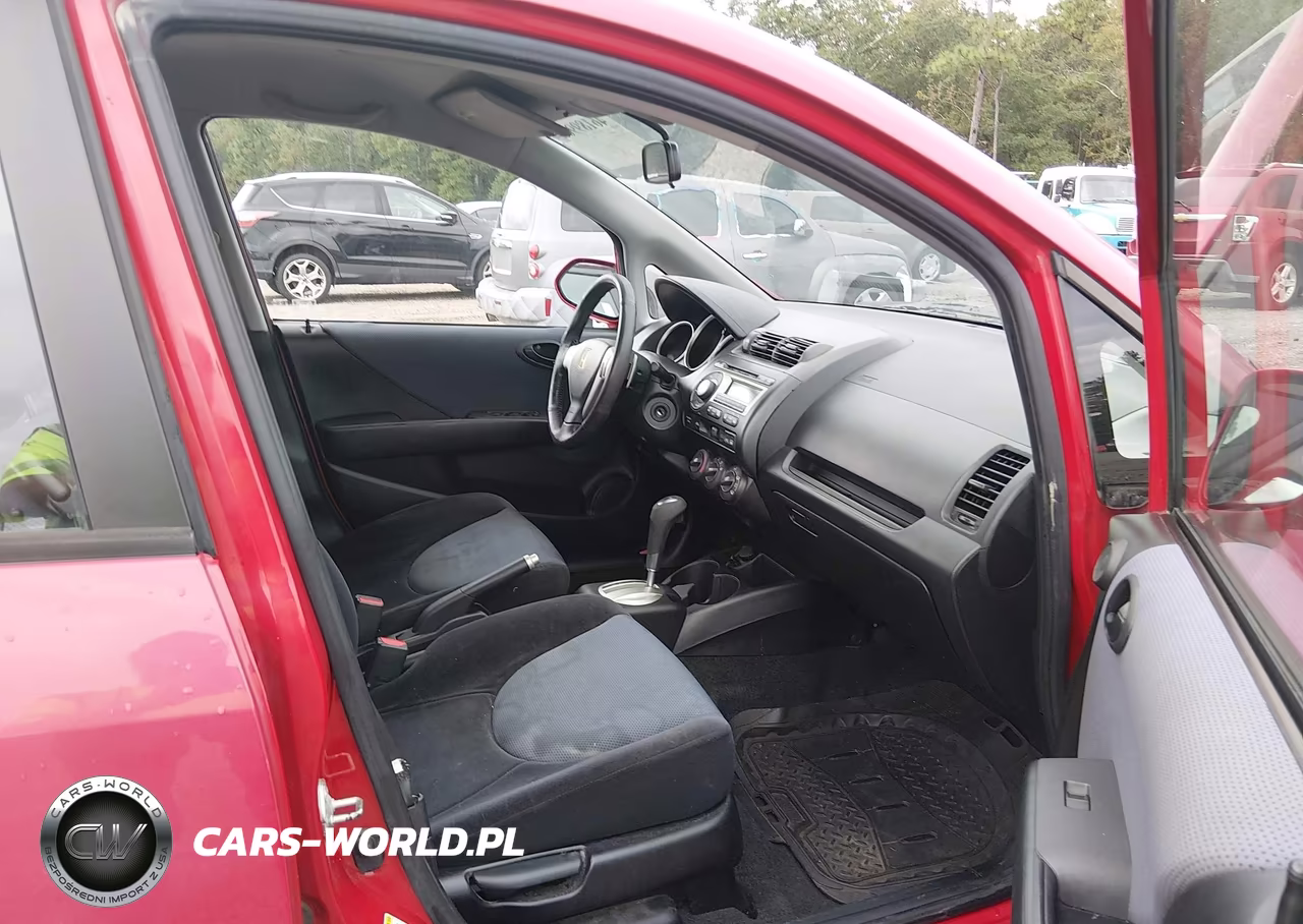 2008 Honda Fit Sport VIN:JHMGD38608S041661 - 5