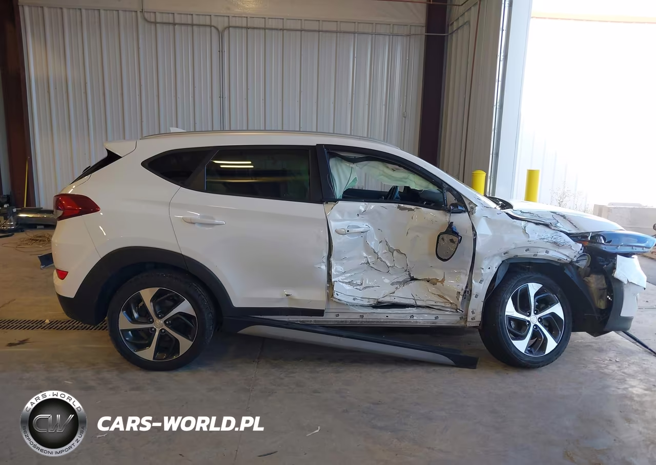 2018 Hyundai Tucson Sport VIN:KM8J3CAL1JU760773 - 14