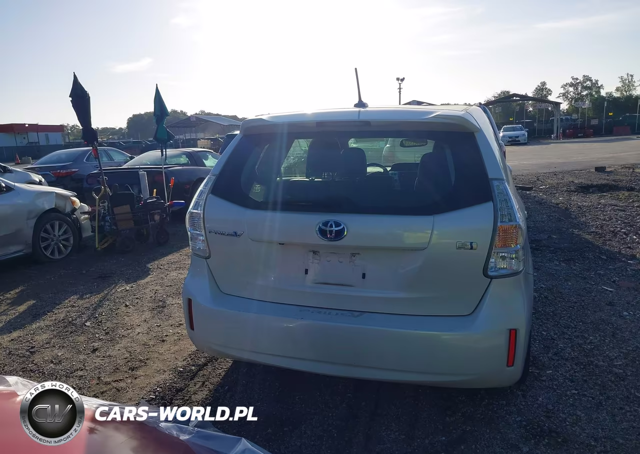 2013 Toyota Prius V Five VIN:JTDZN3EU1D3242595 - 16