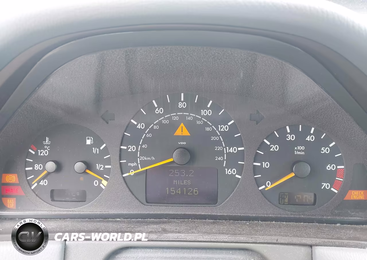 2002 Mercedes-Benz E 320 Special Edition VIN:WDBJF65J32B441196 - 7