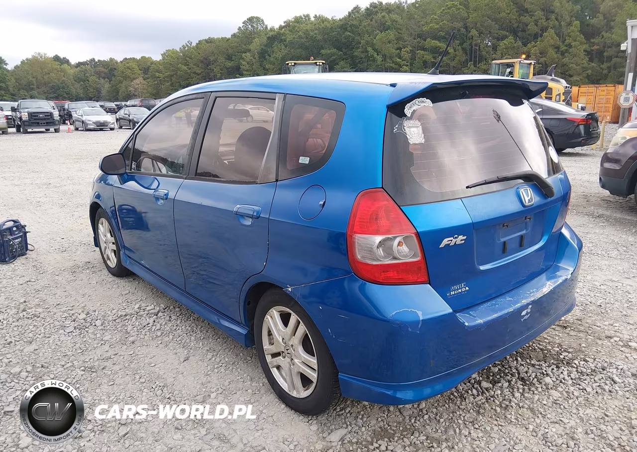 2008 Honda Fit Sport VIN:JHMGD38678S025893 - 3
