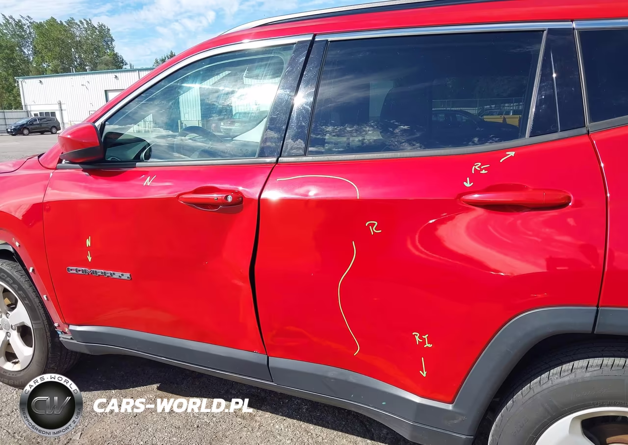 2018 Jeep Compass Latitude 4X4 VIN:3C4NJDBB9JT176025 - 19