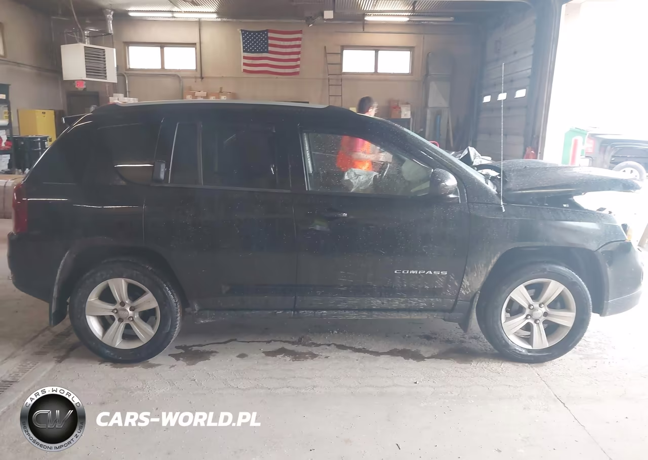 2016 Jeep Compass Latitude VIN:1C4NJDEB1GD781103 - 13