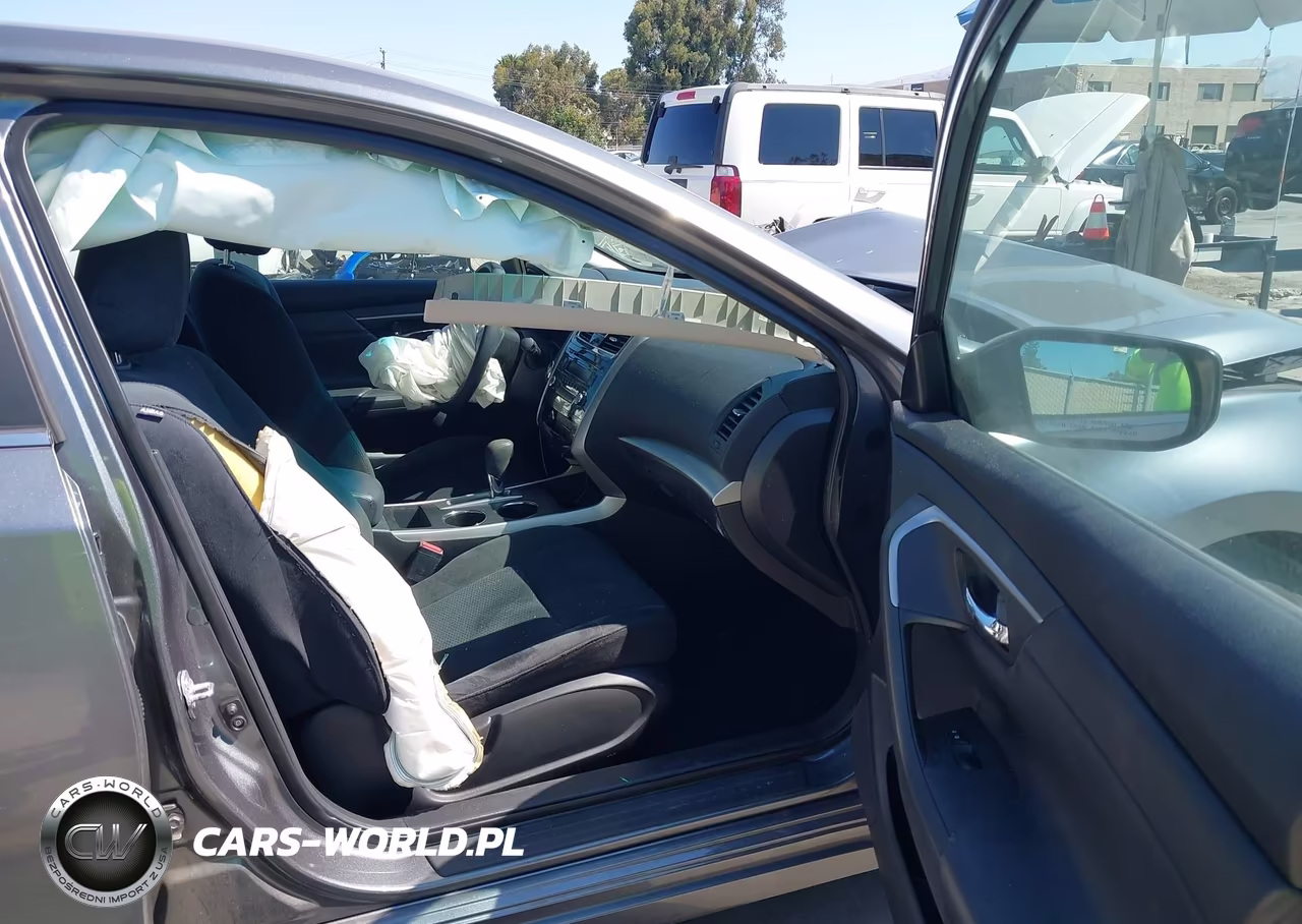 2015 Nissan Altima 2.5 VIN:1N4AL3AP9FC281978 - 5