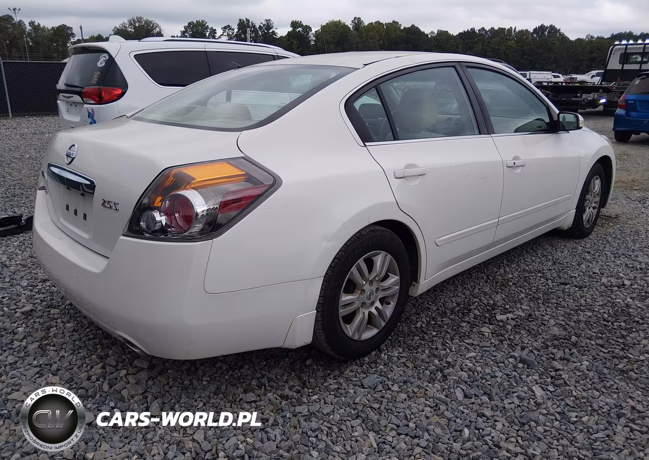 2010 Nissan Altima 2.5 S VIN:1N4AL2APXAN411788 - 4