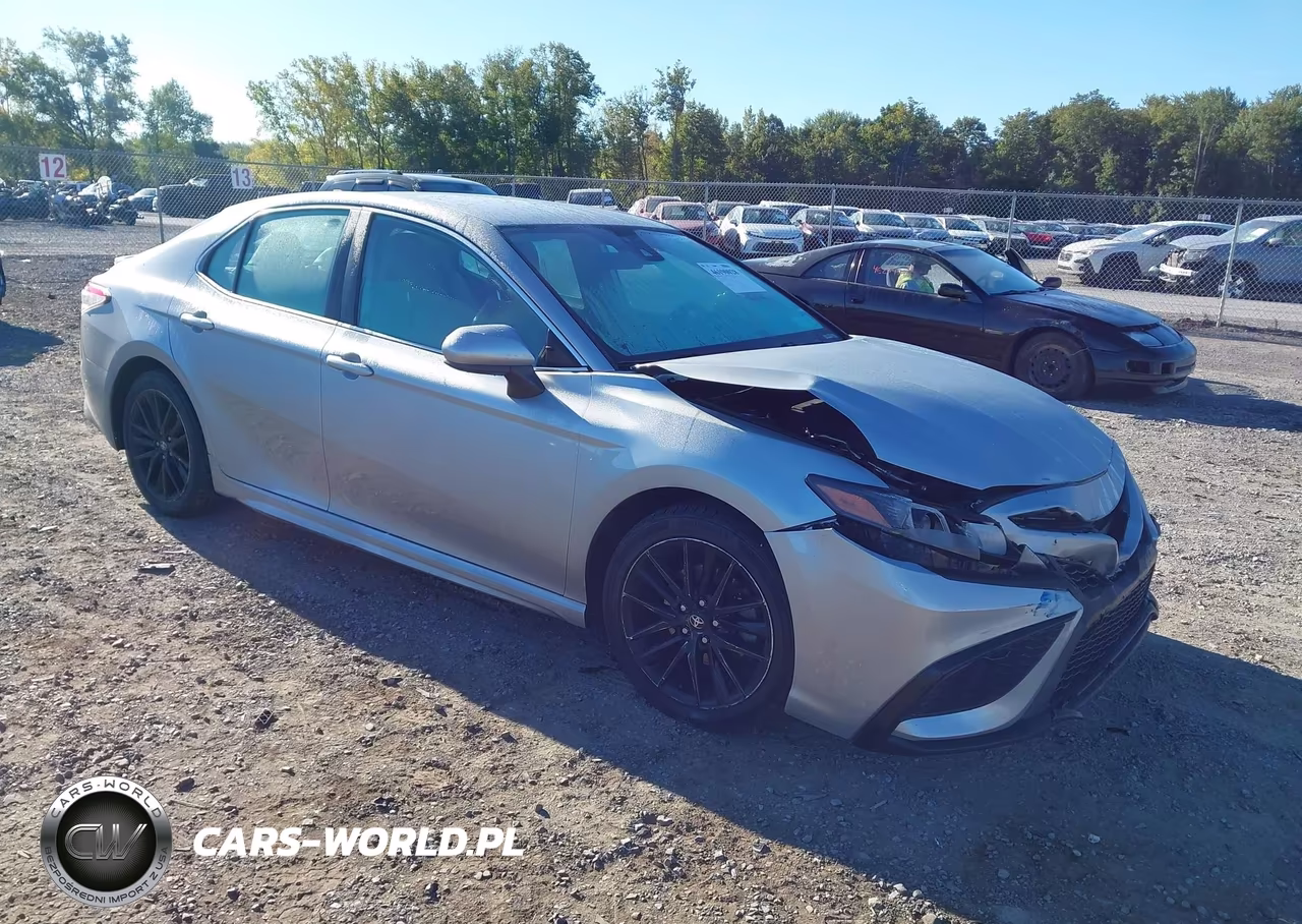 2021 Toyota Camry Se – zdjęcie 1 z 16