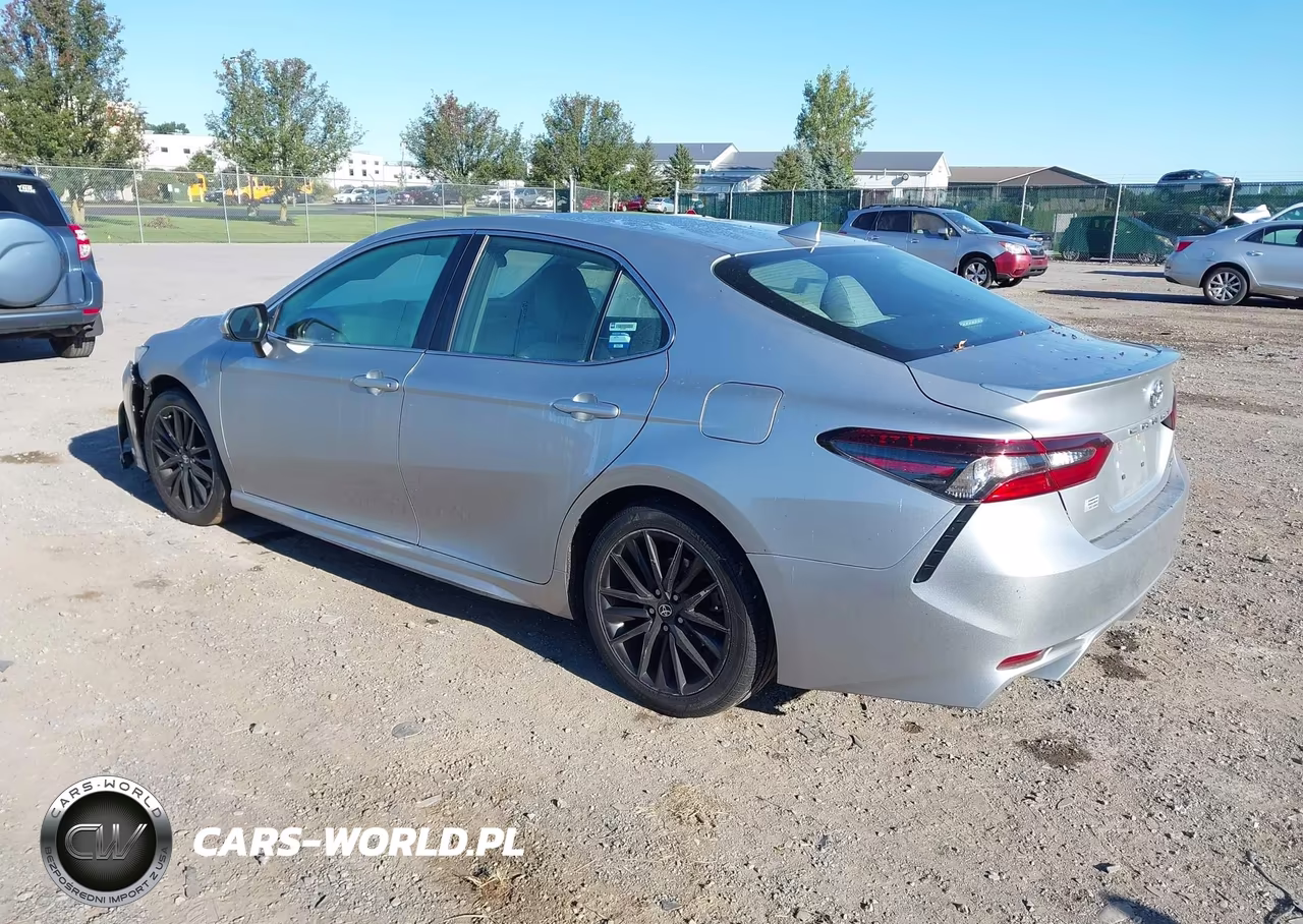 2021 Toyota Camry Se VIN:4T1G11AK6MU413794 - 3