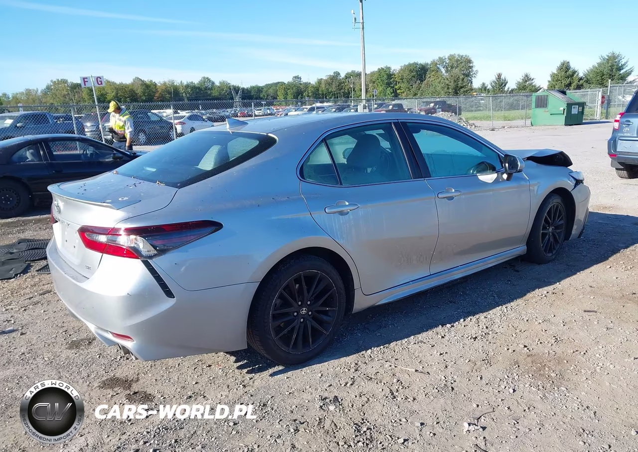 2021 Toyota Camry Se VIN:4T1G11AK6MU413794 - 4