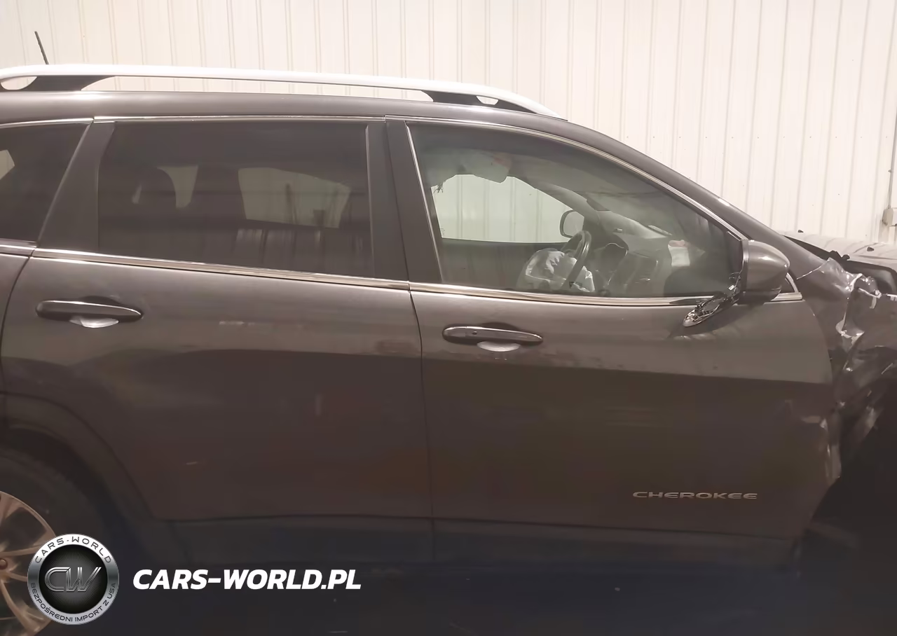 2021 Jeep Cherokee Latitude Lux 4X4 VIN:1C4PJMMX0MD103296 - 14