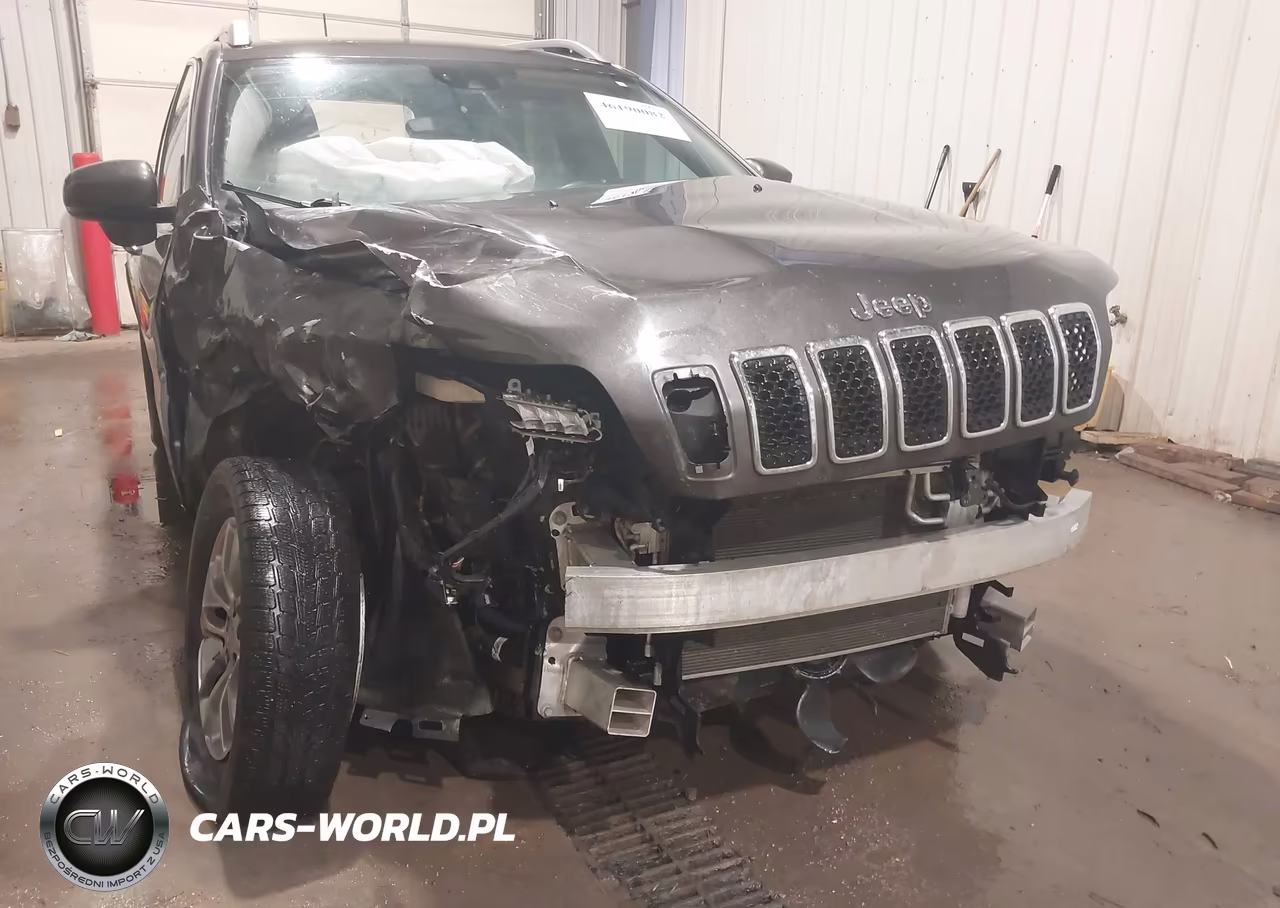 2021 Jeep Cherokee Latitude Lux 4X4 VIN:1C4PJMMX0MD103296 - 6