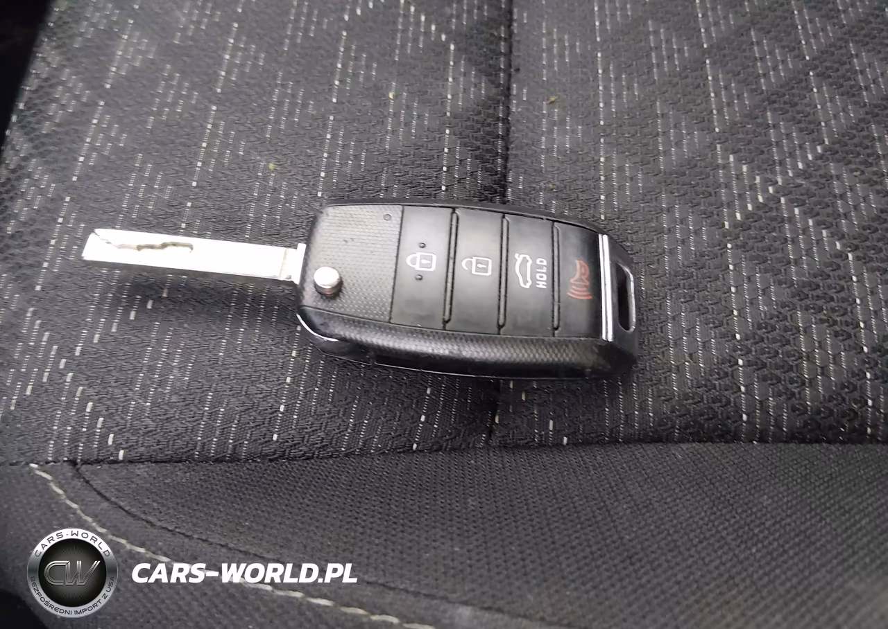 2018 Kia Rio S VIN:3KPA24AB3JE051023 - 11