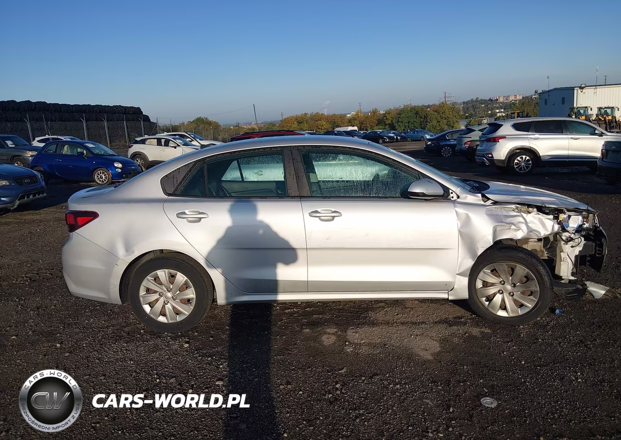 2018 Kia Rio S VIN:3KPA24AB3JE051023 - 13