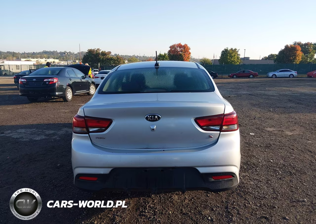 2018 Kia Rio S VIN:3KPA24AB3JE051023 - 16