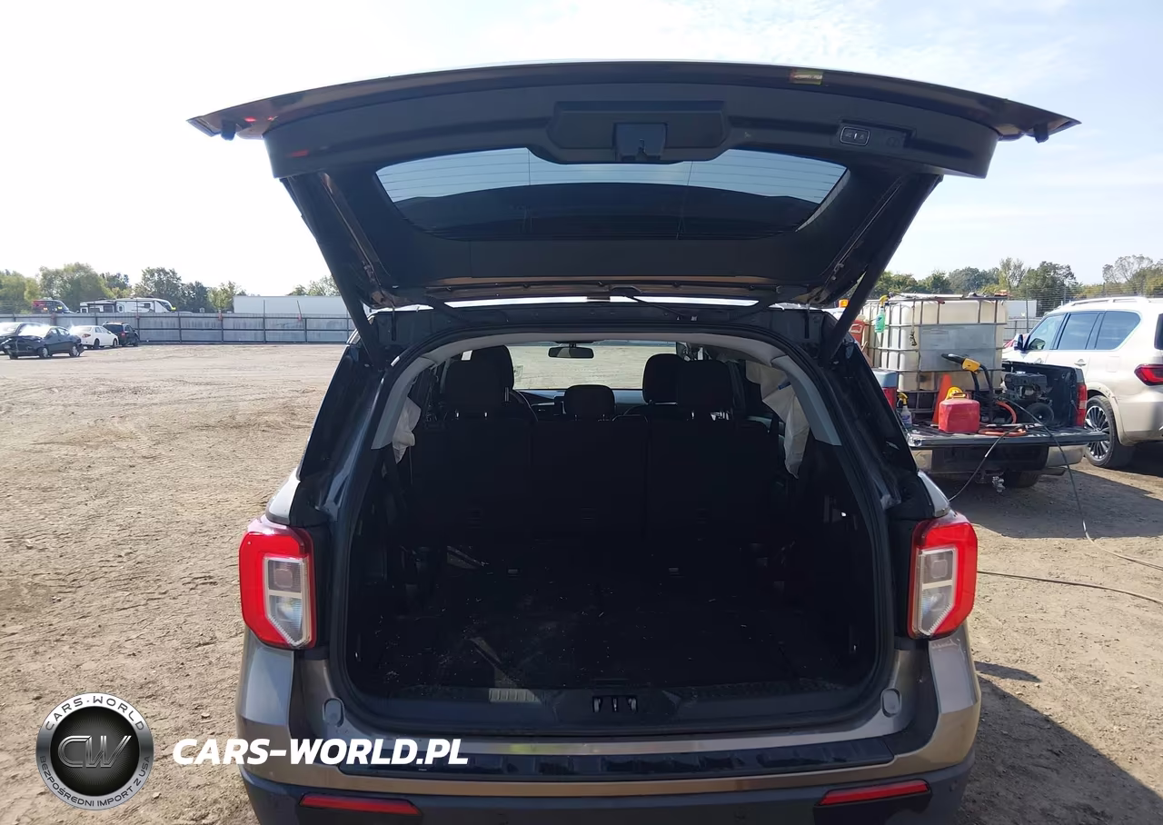 2021 Ford Explorer Xlt VIN:1FMSK8DH9MGB68505 - 18