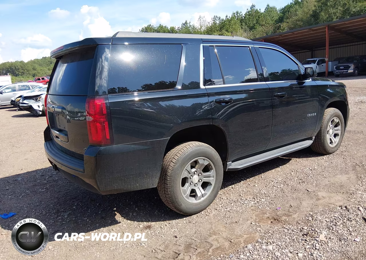 2019 Chevrolet Tahoe Ls VIN:1GNSKAEC2KR344947 - 4