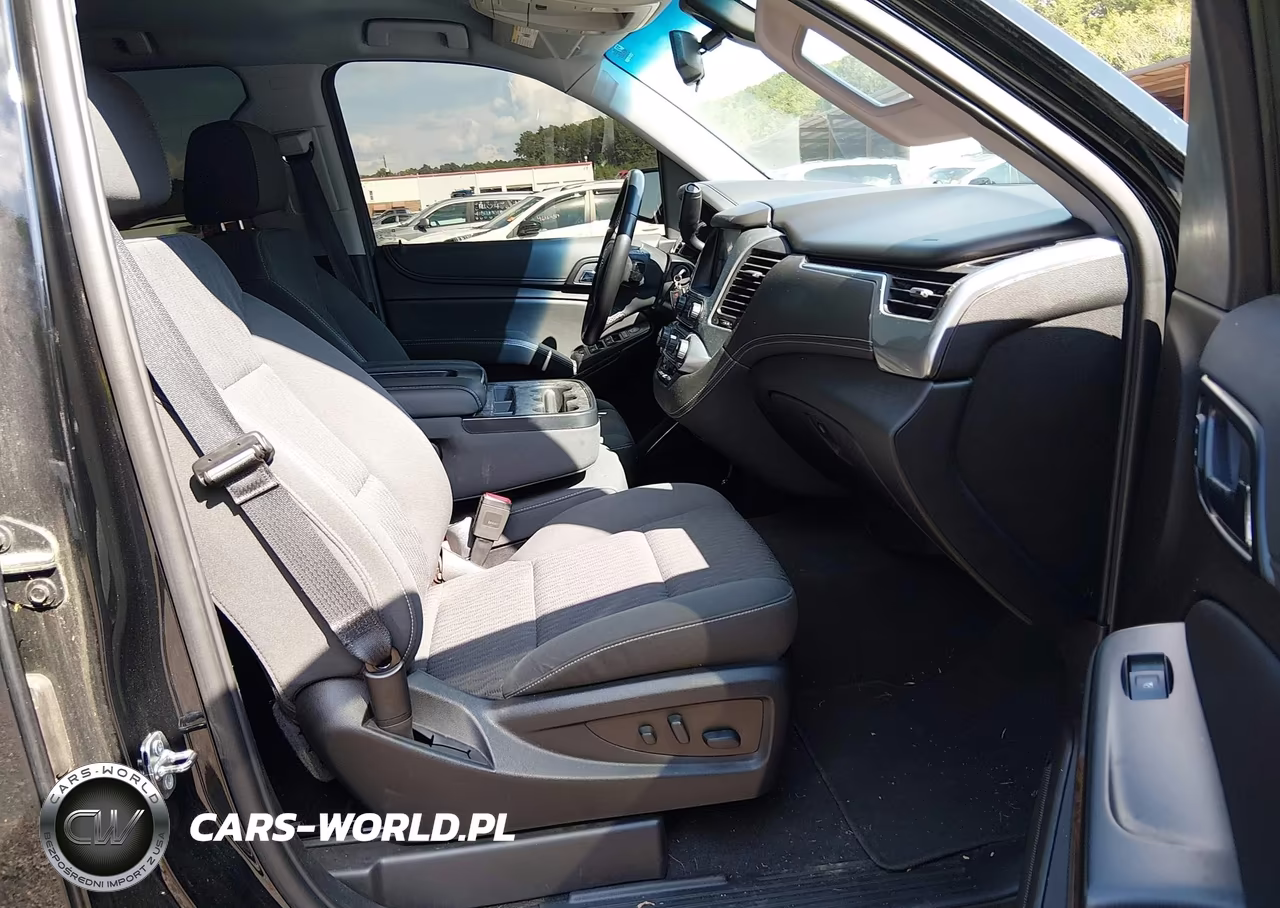 2019 Chevrolet Tahoe Ls VIN:1GNSKAEC2KR344947 - 5