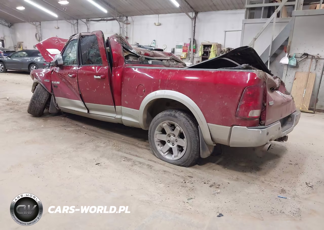 2010 Dodge Ram 1500 Laramie VIN:1D7RV1GT3AS235194 - 3