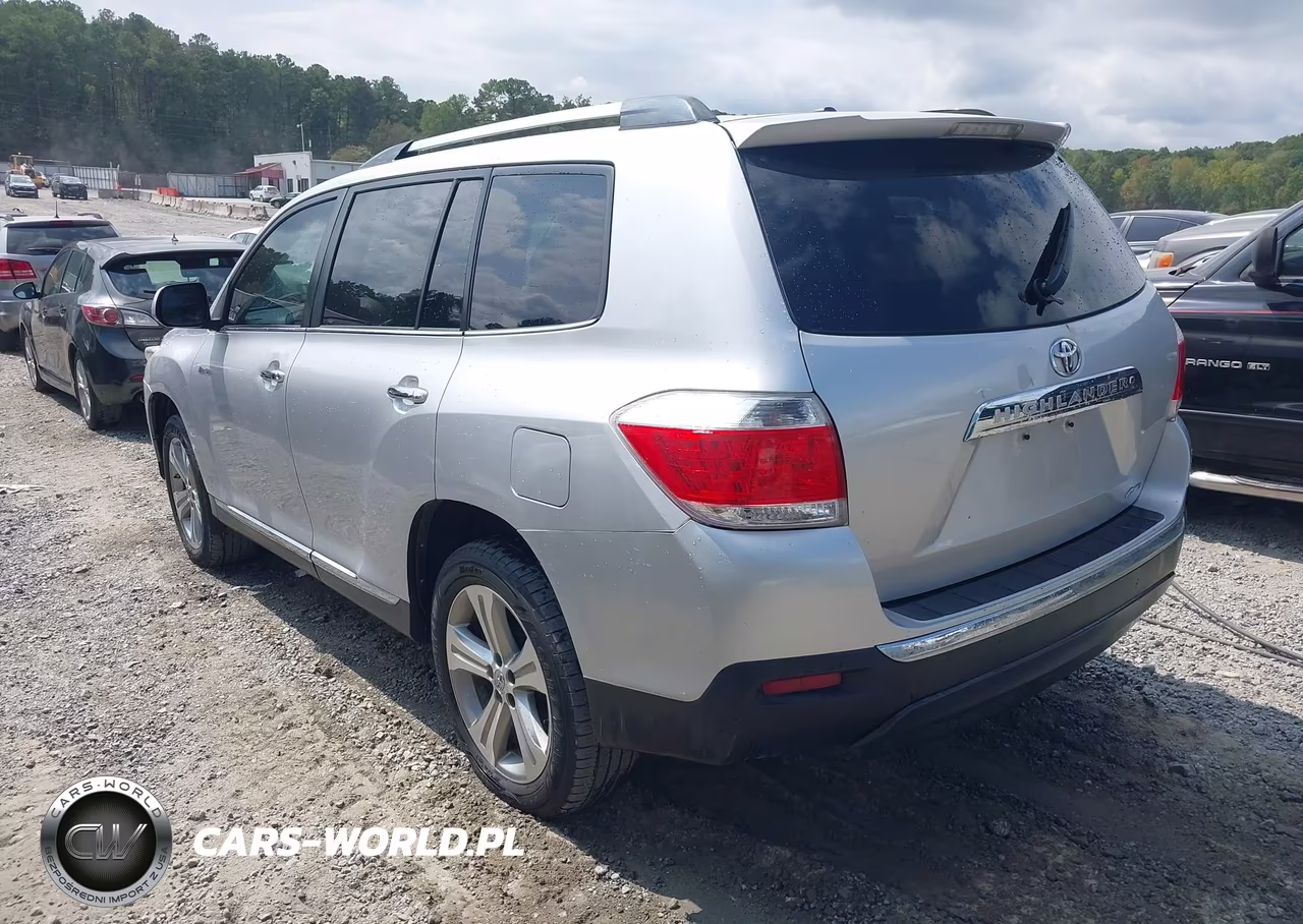 2011 Toyota Highlander Limited V6 VIN:5TDDK3EH0BS088494 - 3