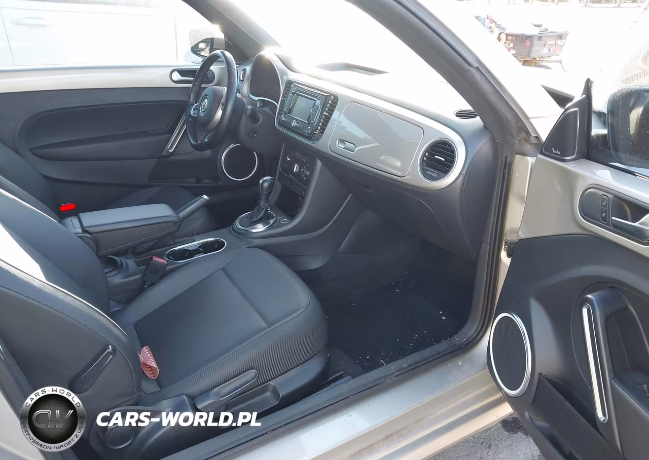 2014 Volkswagen Beetle 2.5L VIN:3VWJP7AT8EM612904 - 5
