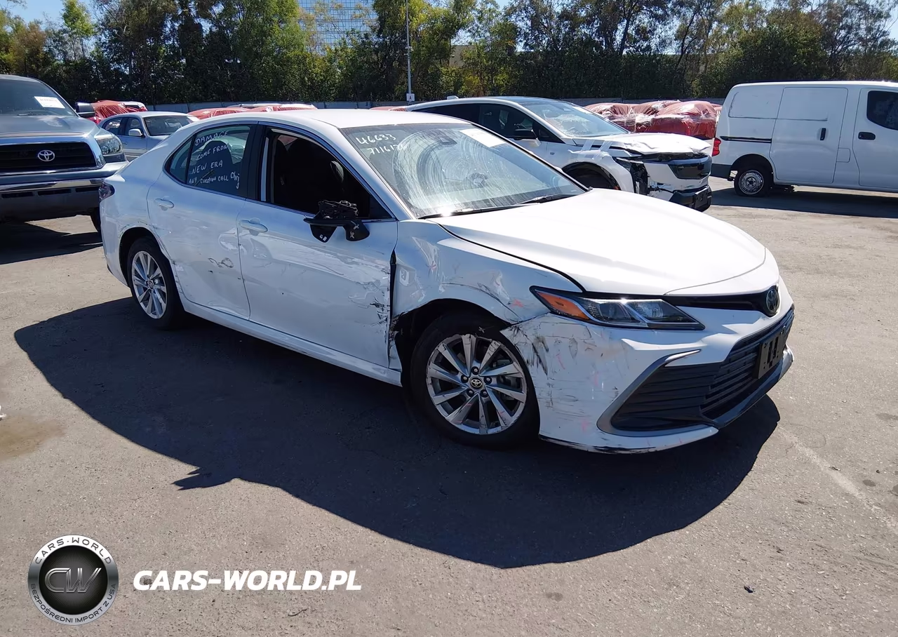 2024 Toyota Camry Le VIN:4T1C11AK2RU212853 - 1