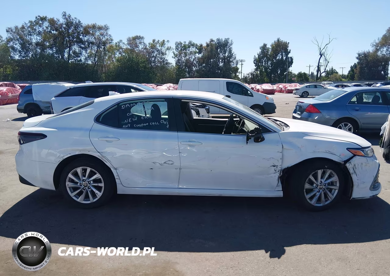 2024 Toyota Camry Le VIN:4T1C11AK2RU212853 - 13