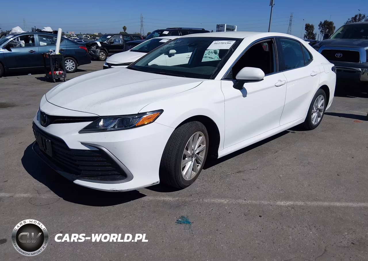 2024 Toyota Camry Le VIN:4T1C11AK2RU212853 - 2