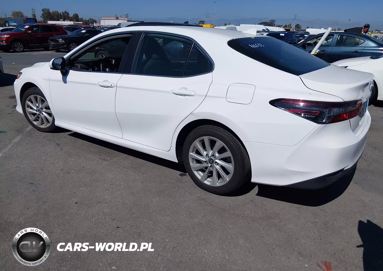 2024 Toyota Camry Le VIN:4T1C11AK2RU212853 - 3