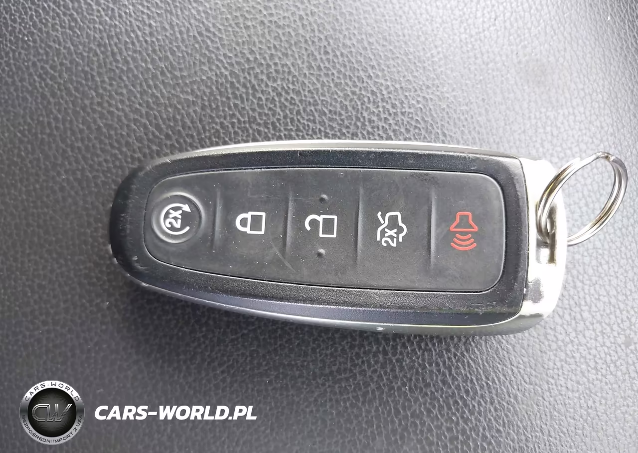 2019 Ford Escape Titanium VIN:1FMCU9J93KUA22231 - 11
