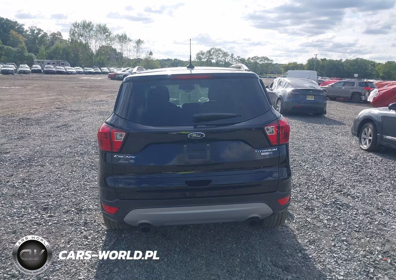 2019 Ford Escape Titanium VIN:1FMCU9J93KUA22231 - 16