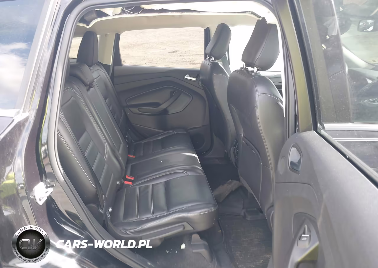 2019 Ford Escape Titanium VIN:1FMCU9J93KUA22231 - 8