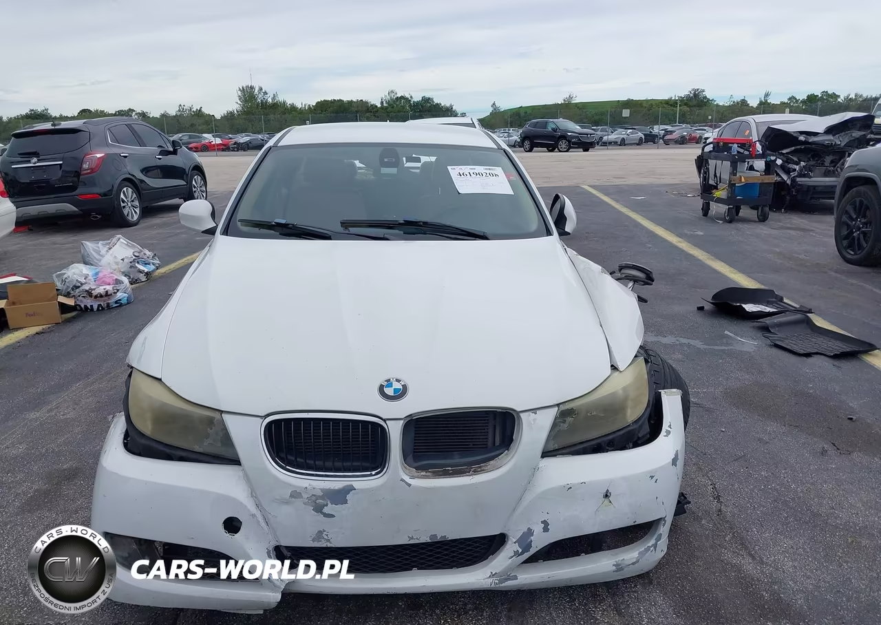 2011 BMW 3 Series 328I VIN:WBAPH7C56BE682571 - 12