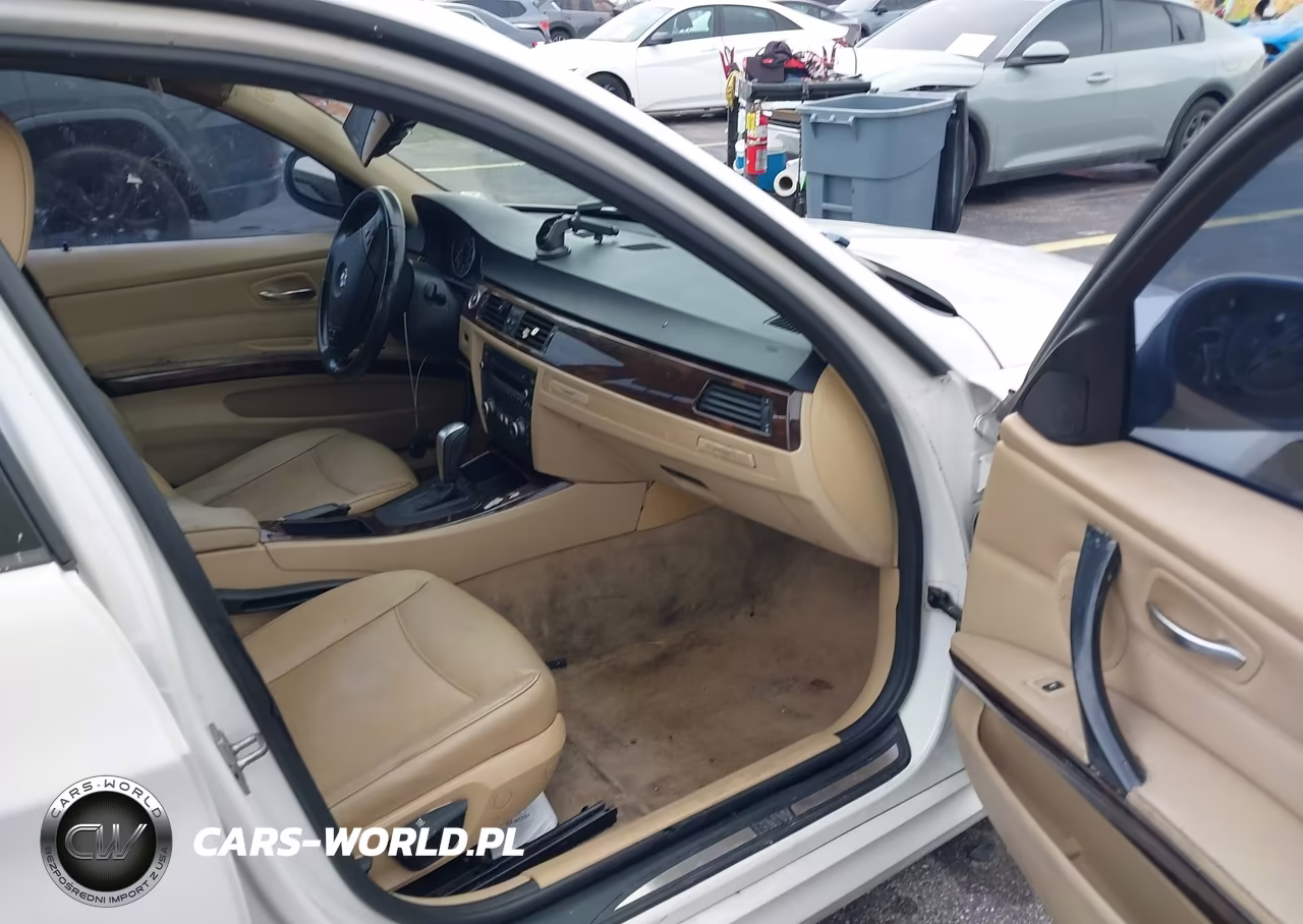 2011 BMW 3 Series 328I VIN:WBAPH7C56BE682571 - 5