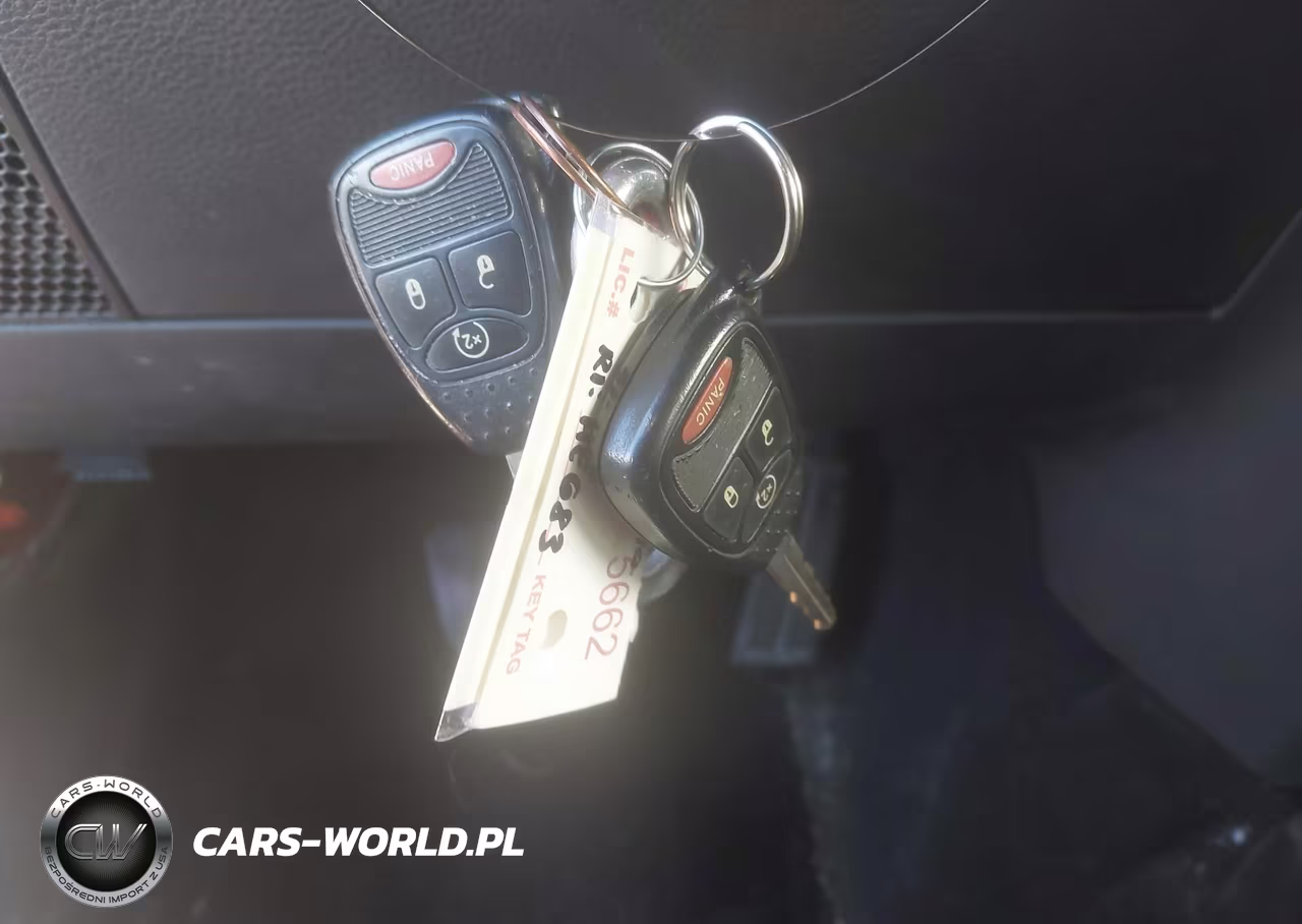 2017 Jeep Wrangler Unlimited Sahara VIN:1C4BJWEG6HL724185 - 11